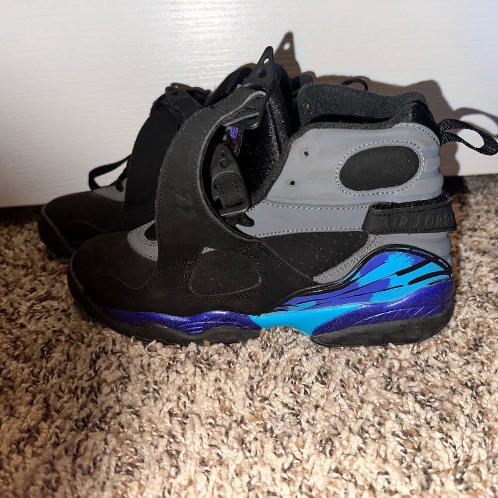 Air Jordan 8 Retro